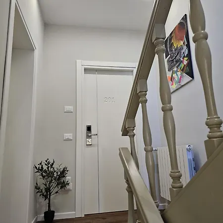 Kristin Affittacamere *