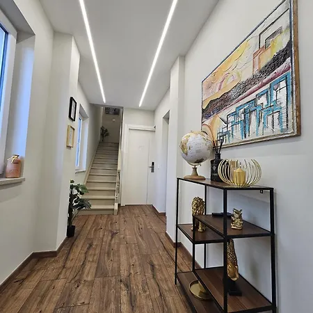 Kristin 몬팔코네